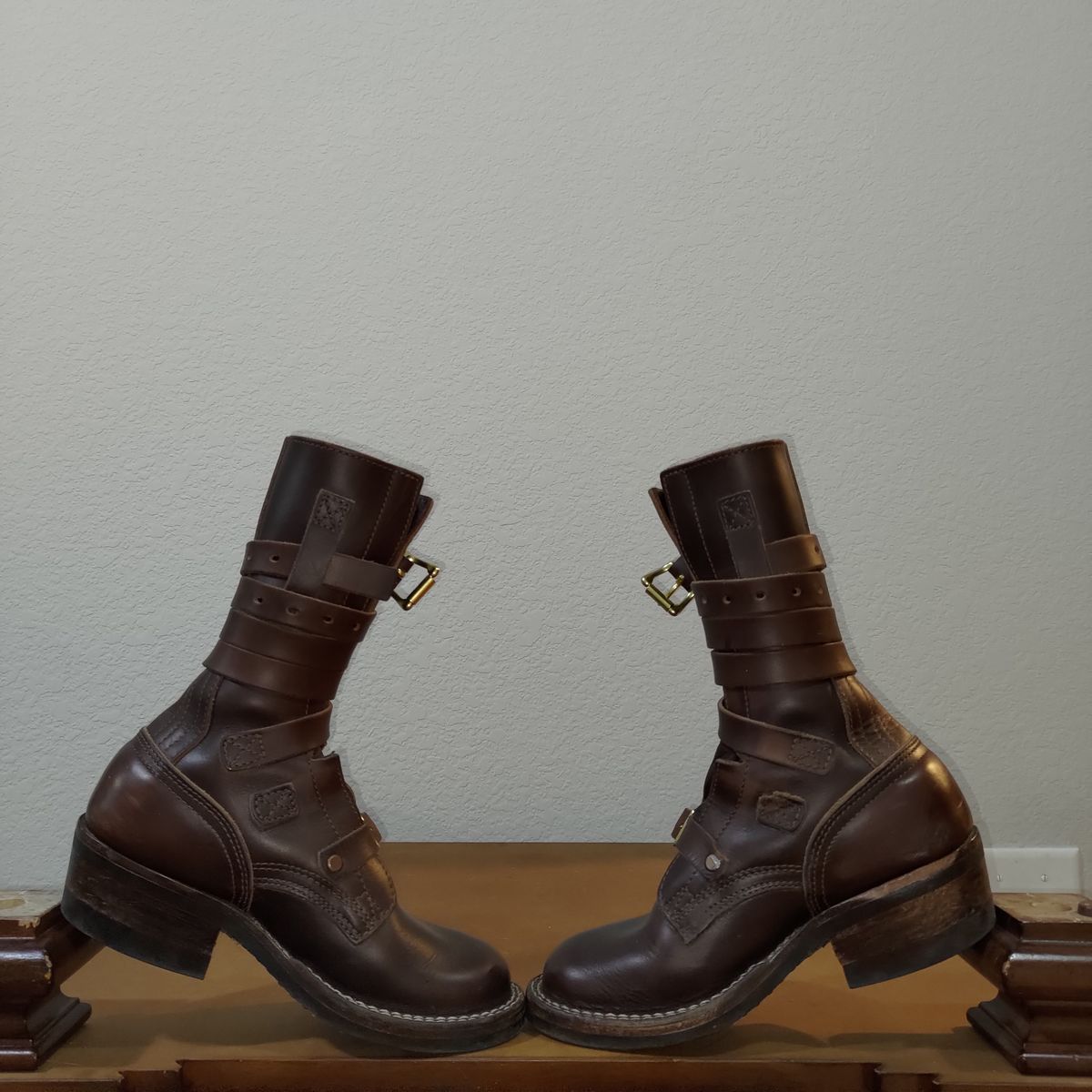 Photo by 3ringCircu5 on December 23, 2025 of the Nicks Heritage TankerPro in Horween Brown Chromexcel.