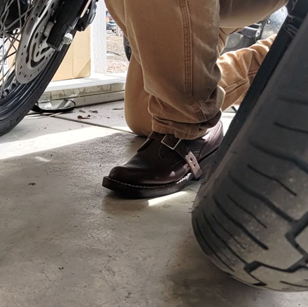 Photo by 3ringCircu5 on February 17, 2026 of the Nicks Heritage TankerPro in Horween Brown Chromexcel.