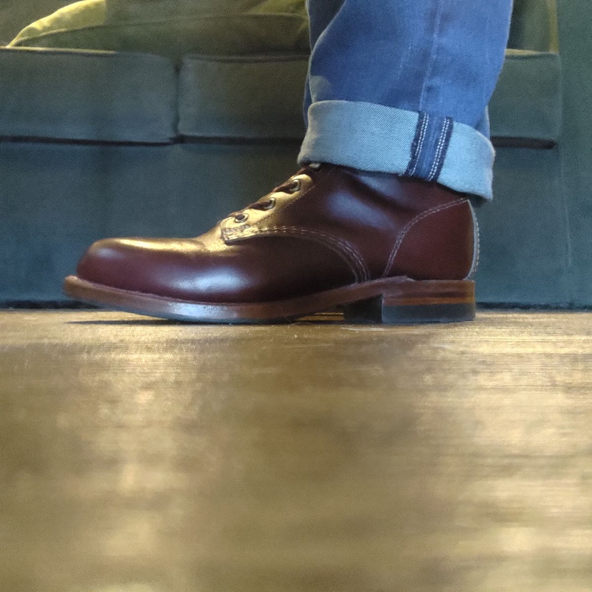 Photo by 3ringCircu5 on September 11, 2024 of the Wolverine 1000 Mile Plain-Toe Boot in Horween Tan/Cordovan (Color) Chromexcel.