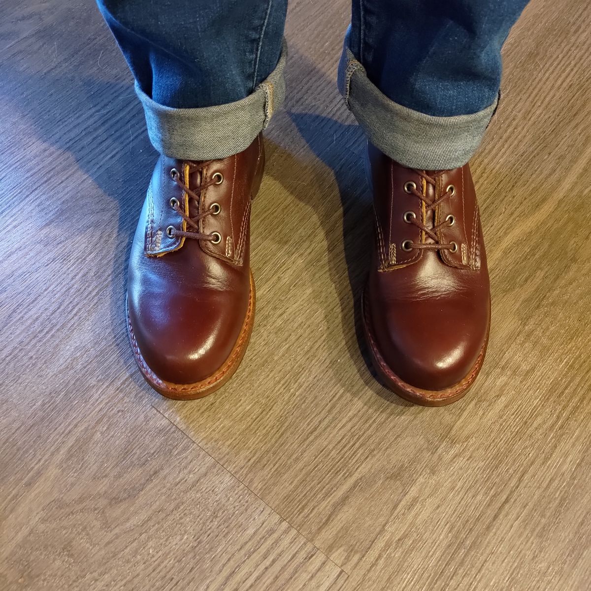 Photo by 3ringCircu5 on September 11, 2024 of the Wolverine 1000 Mile Plain-Toe Boot in Horween Tan/Cordovan (Color) Chromexcel.