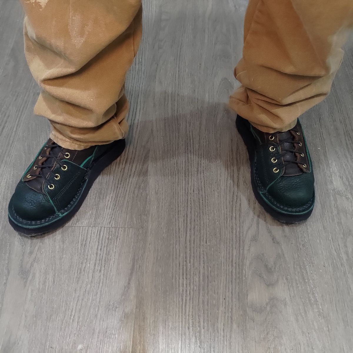 Photo by 3ringCircu5 on October 18, 2025 of the JK Boots Custom Model in Jurassic Bison & Horween Brown Waxed Flesh.