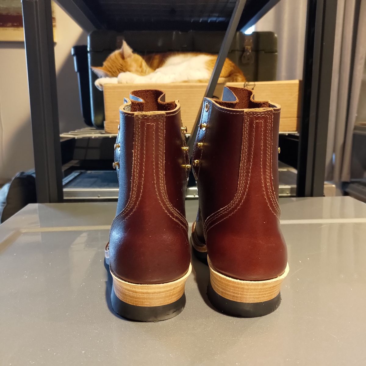 Photo by 3ringCircu5 on June 11, 2024 of the Nicks MTO in Horween Tan Waxed Flesh.