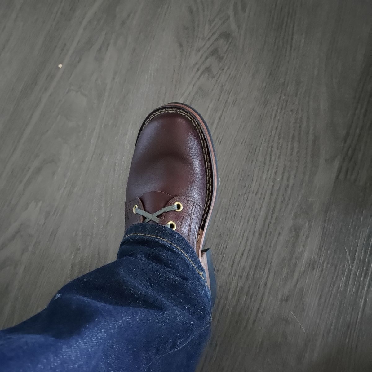 Photo by 3ringCircu5 on August 17, 2024 of the Nicks MTO in Horween Tan Waxed Flesh.