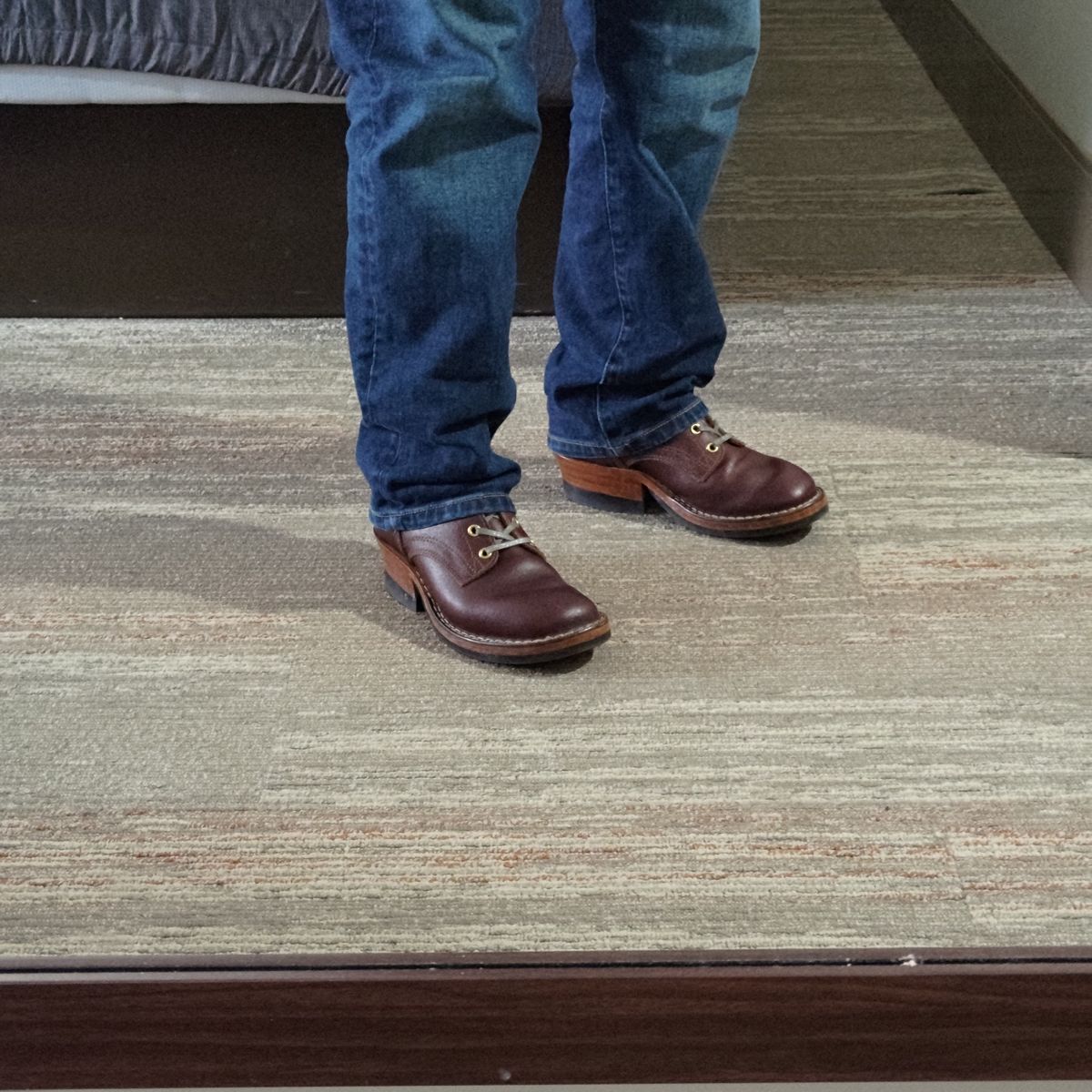 Photo by 3ringCircu5 on January 12, 2025 of the Nicks MTO in Horween Tan Waxed Flesh.