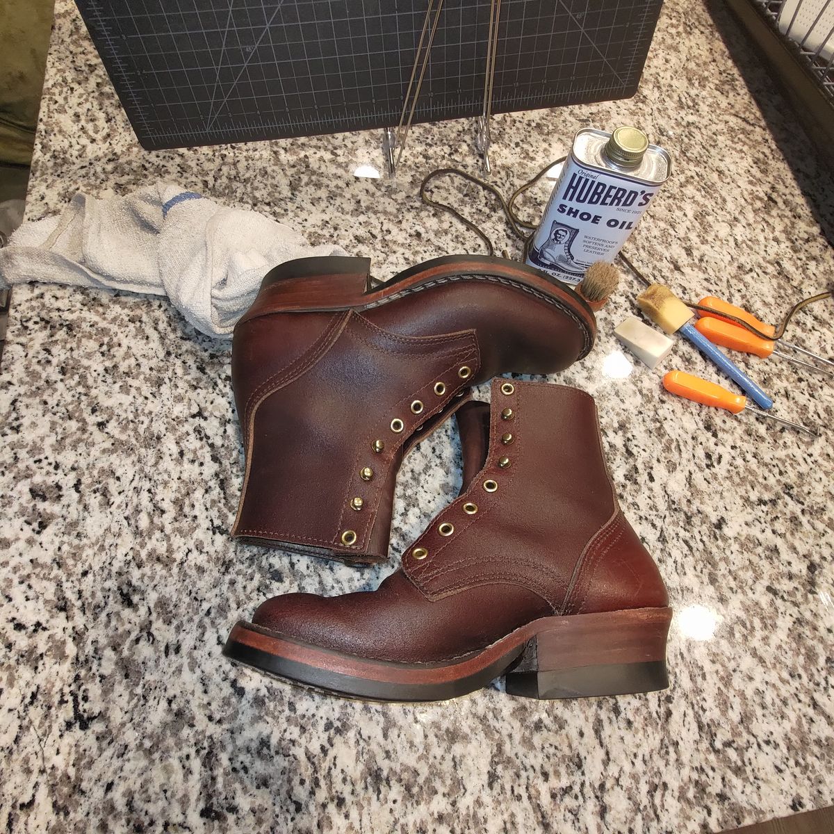 Photo by 3ringCircu5 on August 11, 2025 of the Nicks MTO in Horween Tan Waxed Flesh.