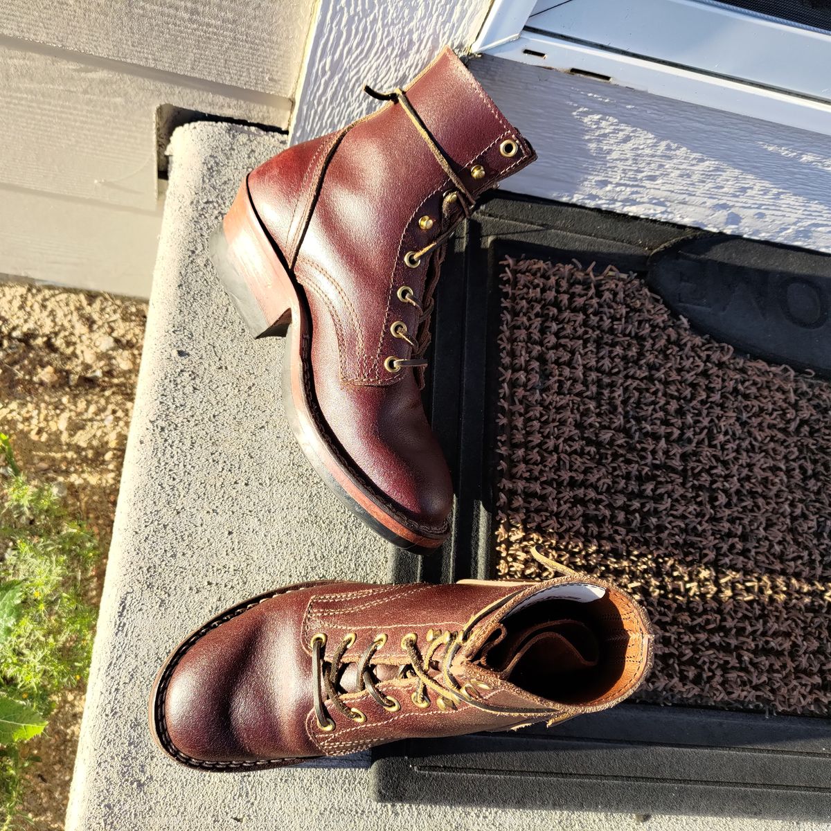 Photo by 3ringCircu5 on August 31, 2025 of the Nicks MTO in Horween Tan Waxed Flesh.