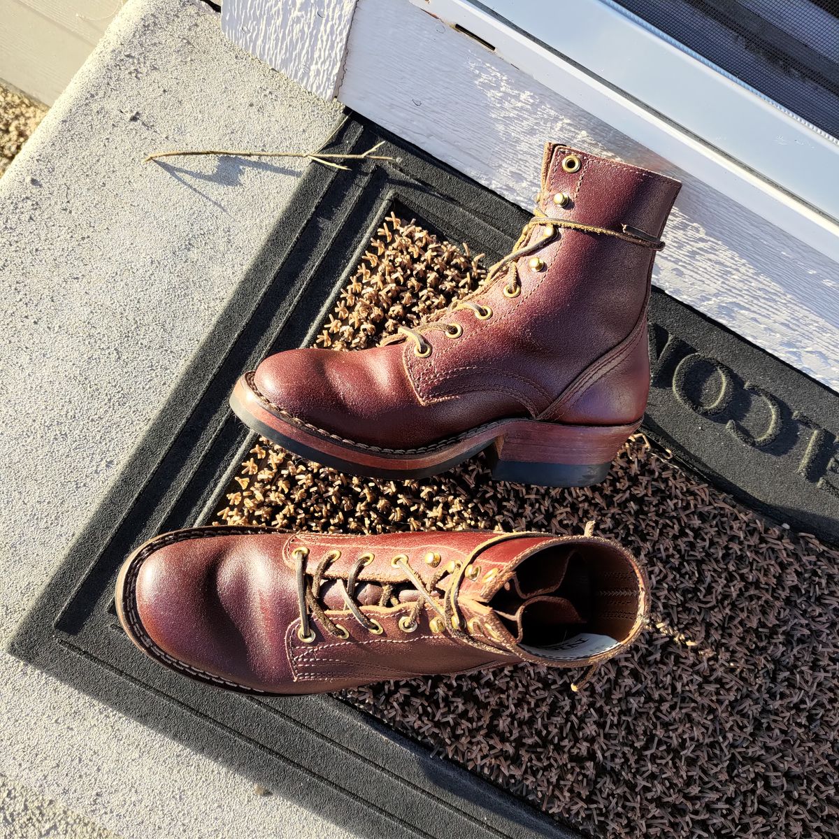 Photo by 3ringCircu5 on August 31, 2025 of the Nicks MTO in Horween Tan Waxed Flesh.