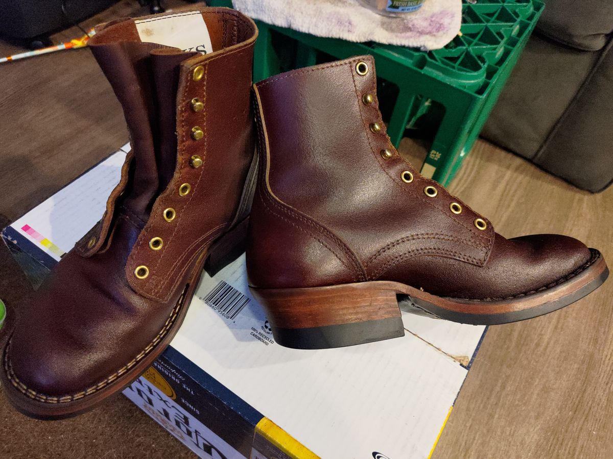 Photo by 3ringCircu5 on January 25, 2026 of the Nicks MTO in Horween Tan Waxed Flesh.
