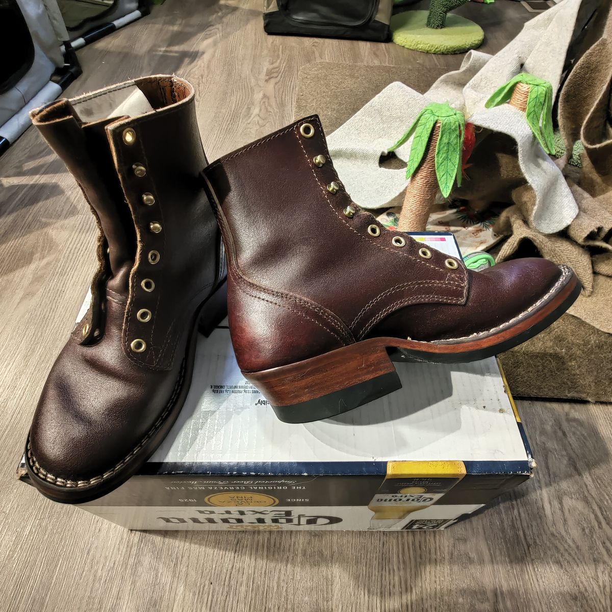 Photo by 3ringCircu5 on January 25, 2026 of the Nicks MTO in Horween Tan Waxed Flesh.