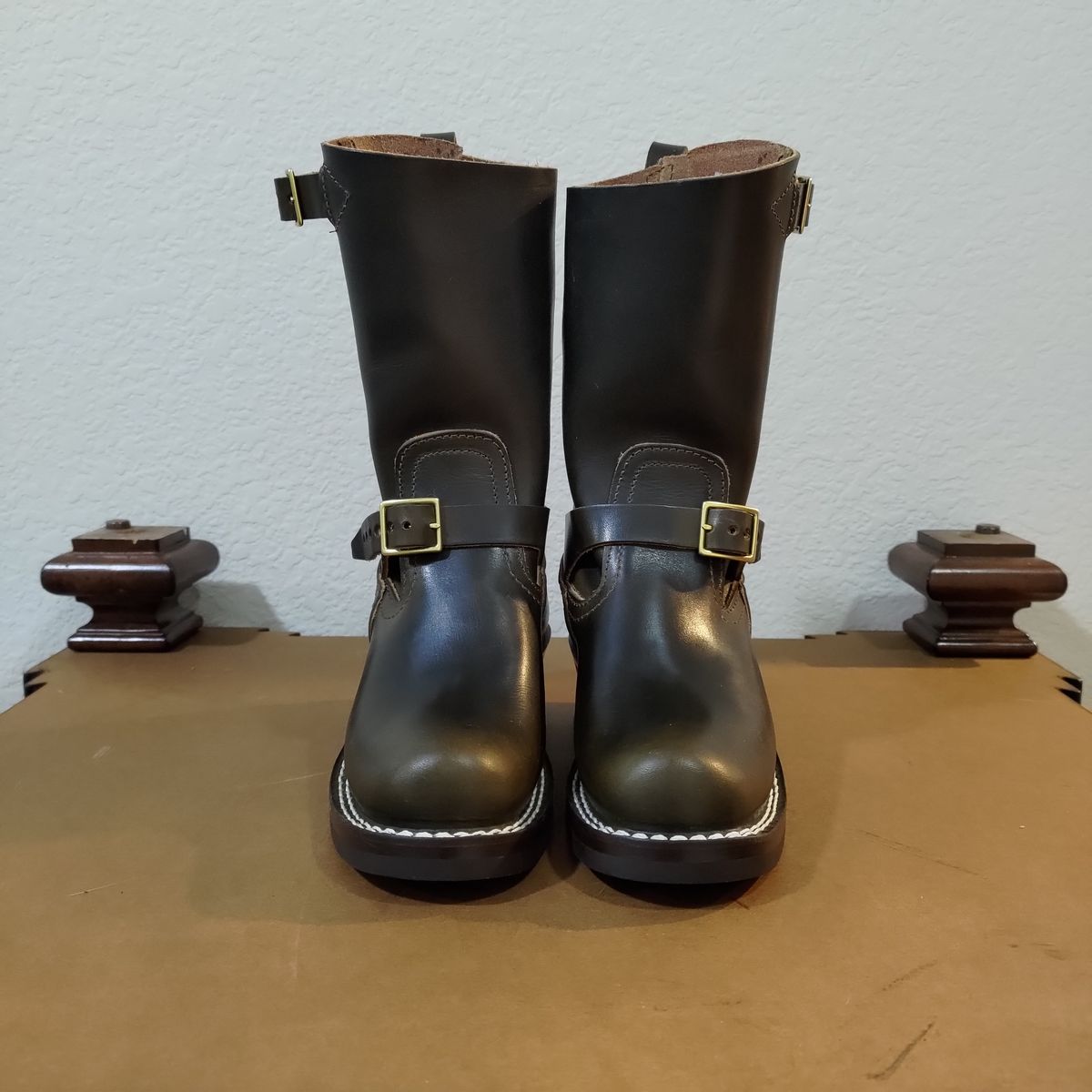 Photo by 3ringCircu5 on October 25, 2025 of the Nicks Pullman in Wickett & Craig Olive Double Stuffed.