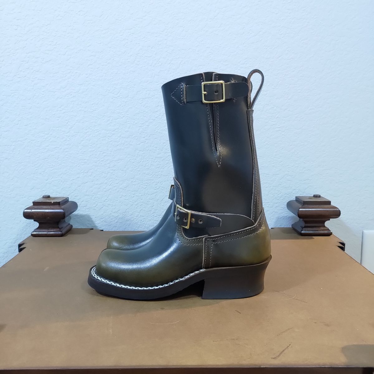 Photo by 3ringCircu5 on October 23, 2025 of the Nicks Pullman in Wickett & Craig Olive Double Stuffed.