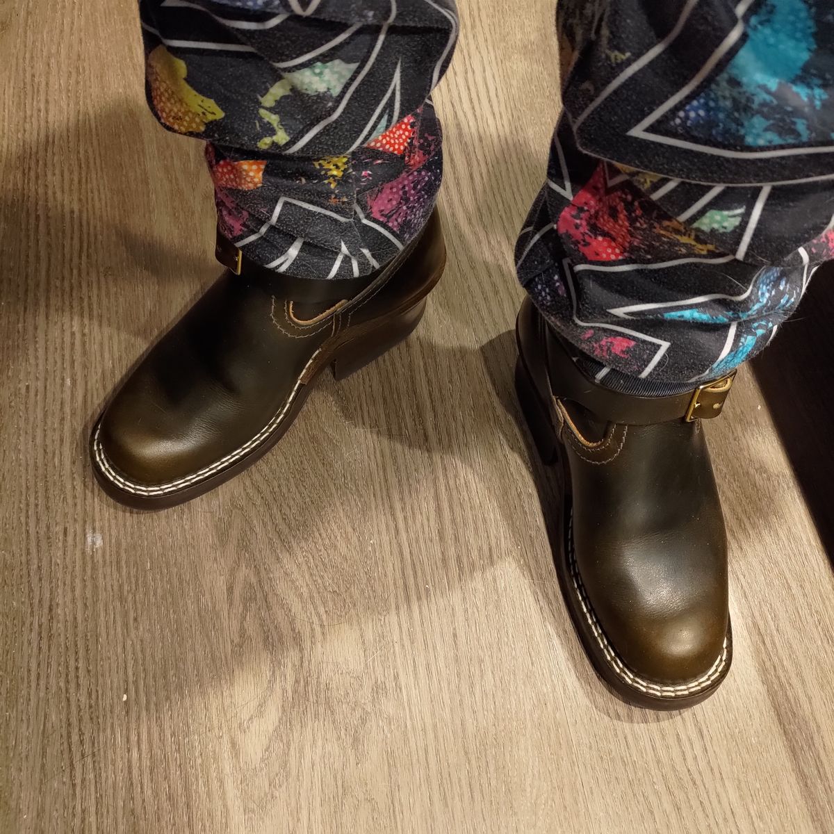 Photo by 3ringCircu5 on November 1, 2025 of the Nicks Pullman in Wickett & Craig Olive Double Stuffed.