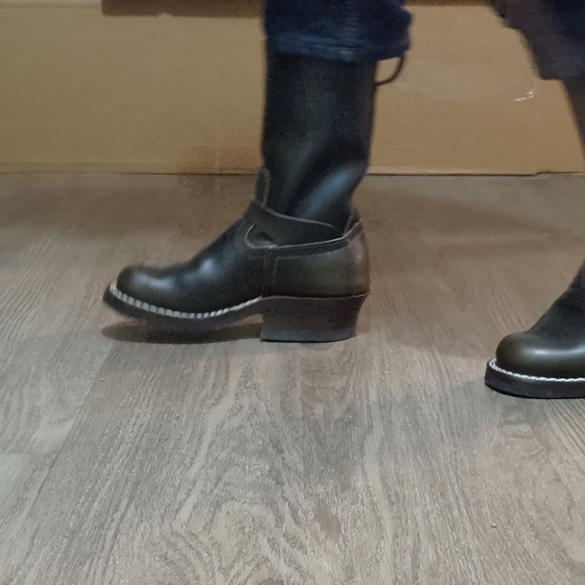 Photo by 3ringCircu5 on December 21, 2025 of the Nicks Pullman in Wickett & Craig Olive Double Stuffed.