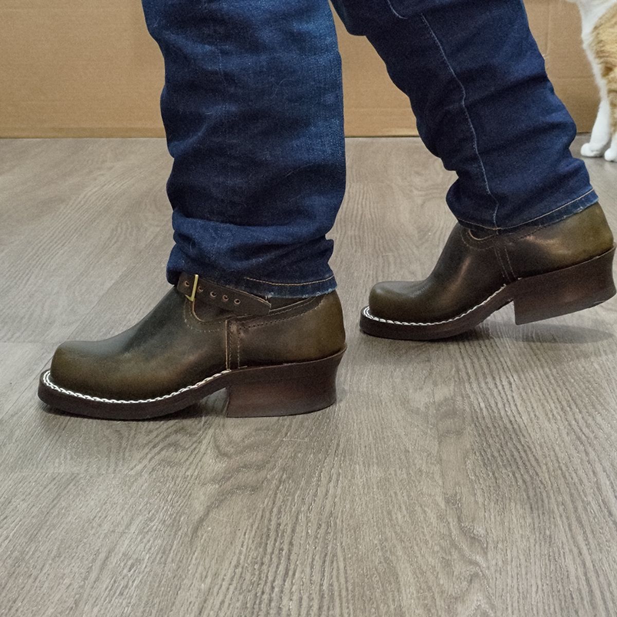 Photo by 3ringCircu5 on October 25, 2025 of the Nicks Pullman in Wickett & Craig Olive Double Stuffed.