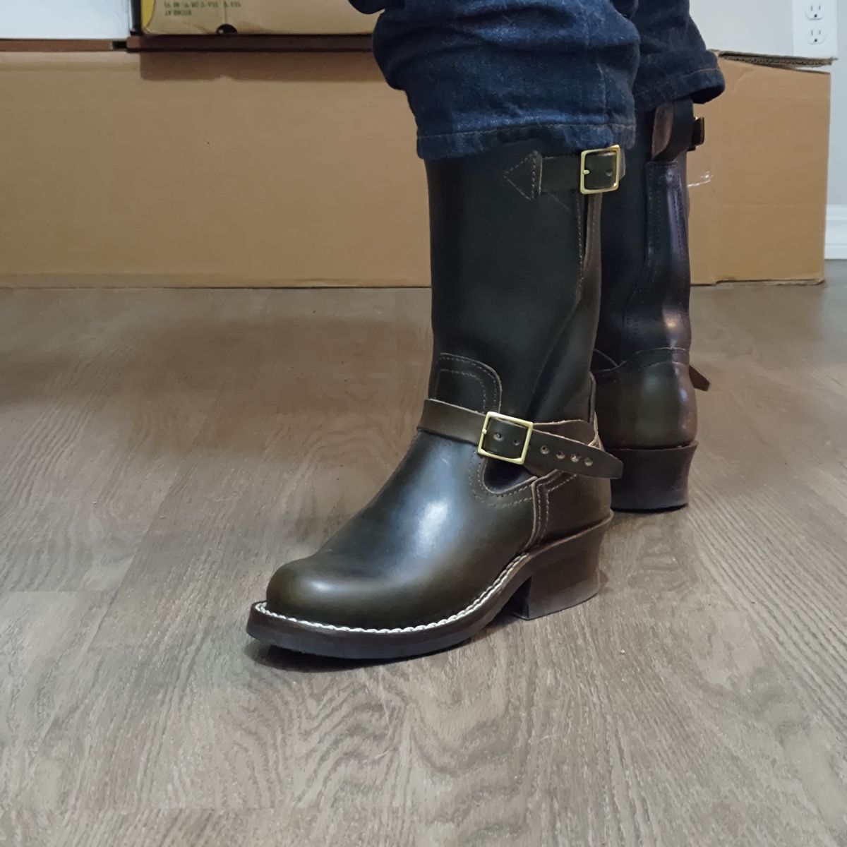 Photo by 3ringCircu5 on December 21, 2025 of the Nicks Pullman in Wickett & Craig Olive Double Stuffed.