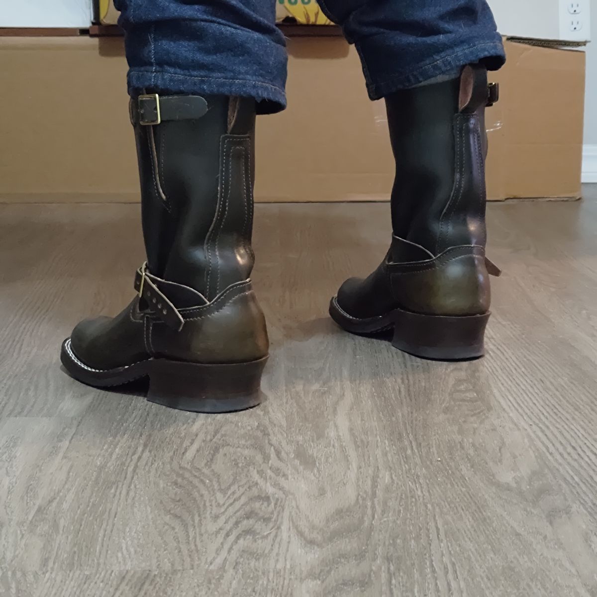 Photo by 3ringCircu5 on December 21, 2025 of the Nicks Pullman in Wickett & Craig Olive Double Stuffed.