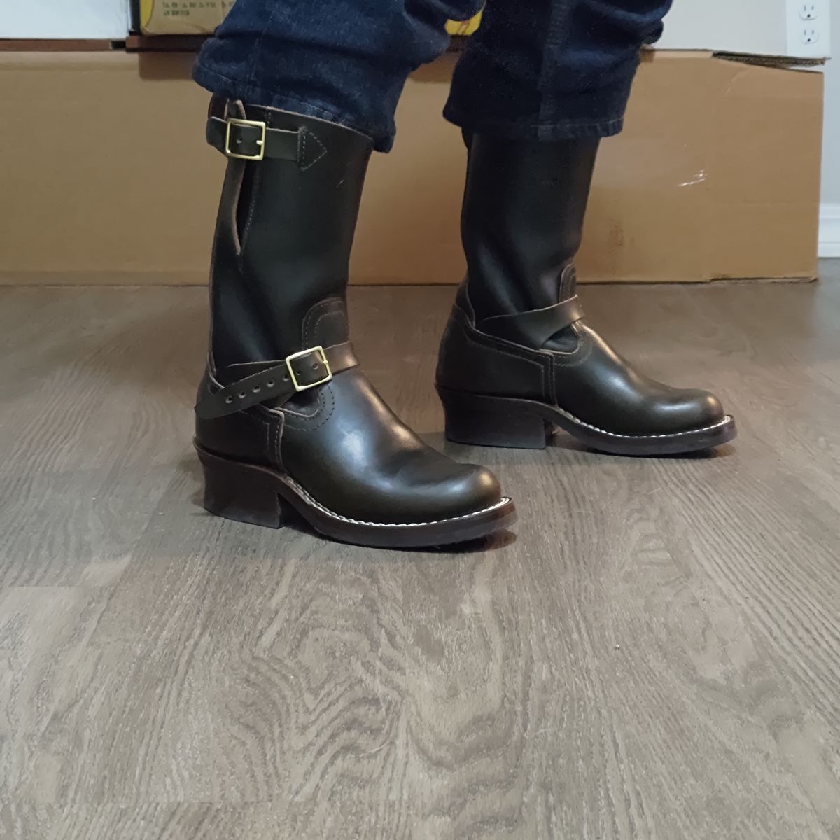 Photo by 3ringCircu5 on December 21, 2025 of the Nicks Pullman in Wickett & Craig Olive Double Stuffed.