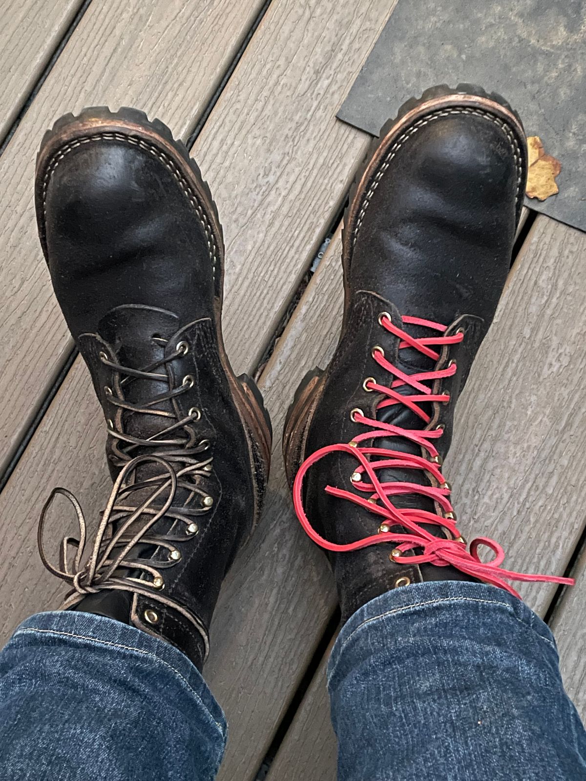 Photo by Odyssey.Rider on August 9, 2025 of the Nicks Overlander in Horween Black Waxed Flesh.
