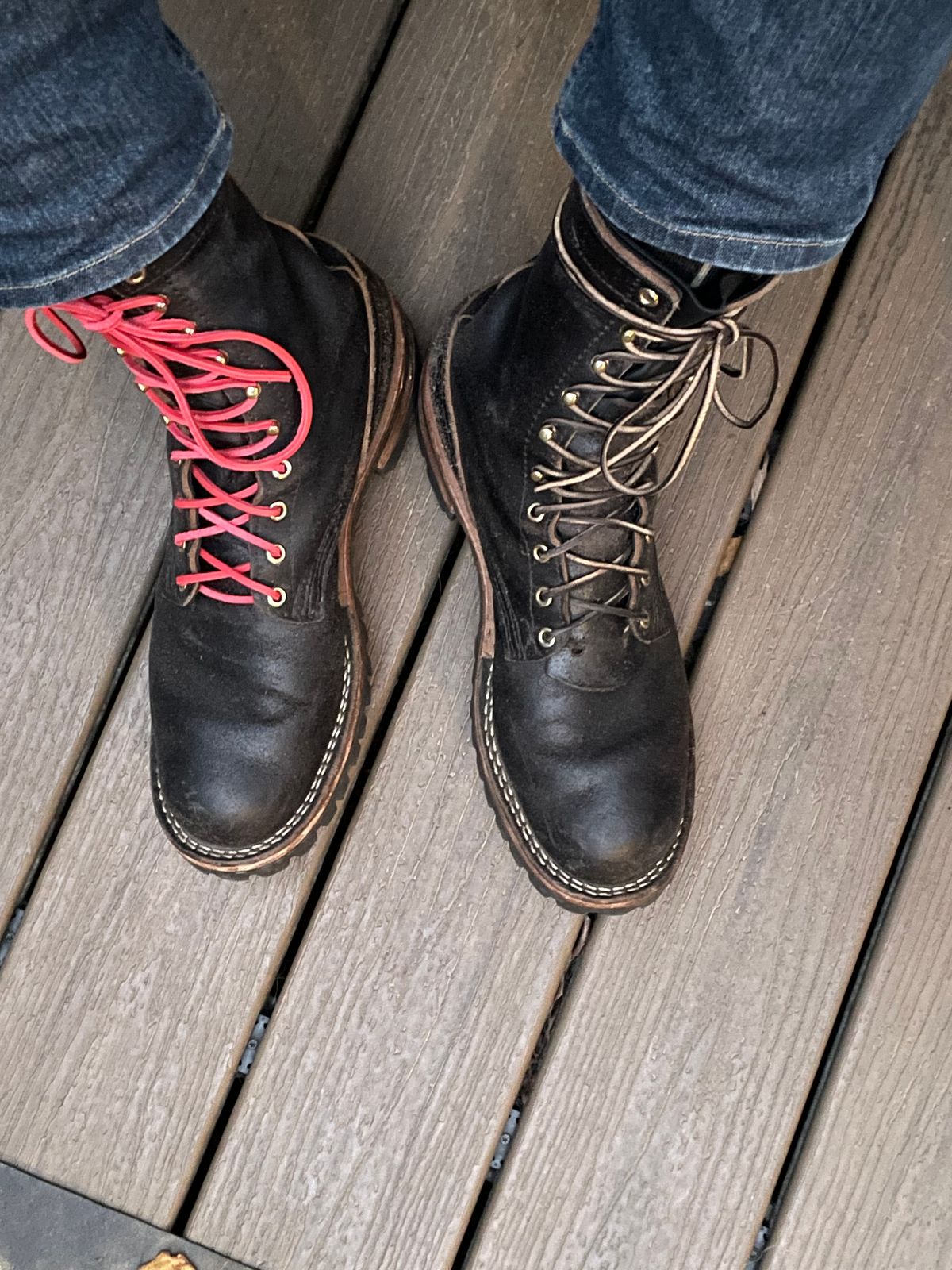 Photo by Odyssey.Rider on August 9, 2025 of the Nicks Overlander in Horween Black Waxed Flesh.