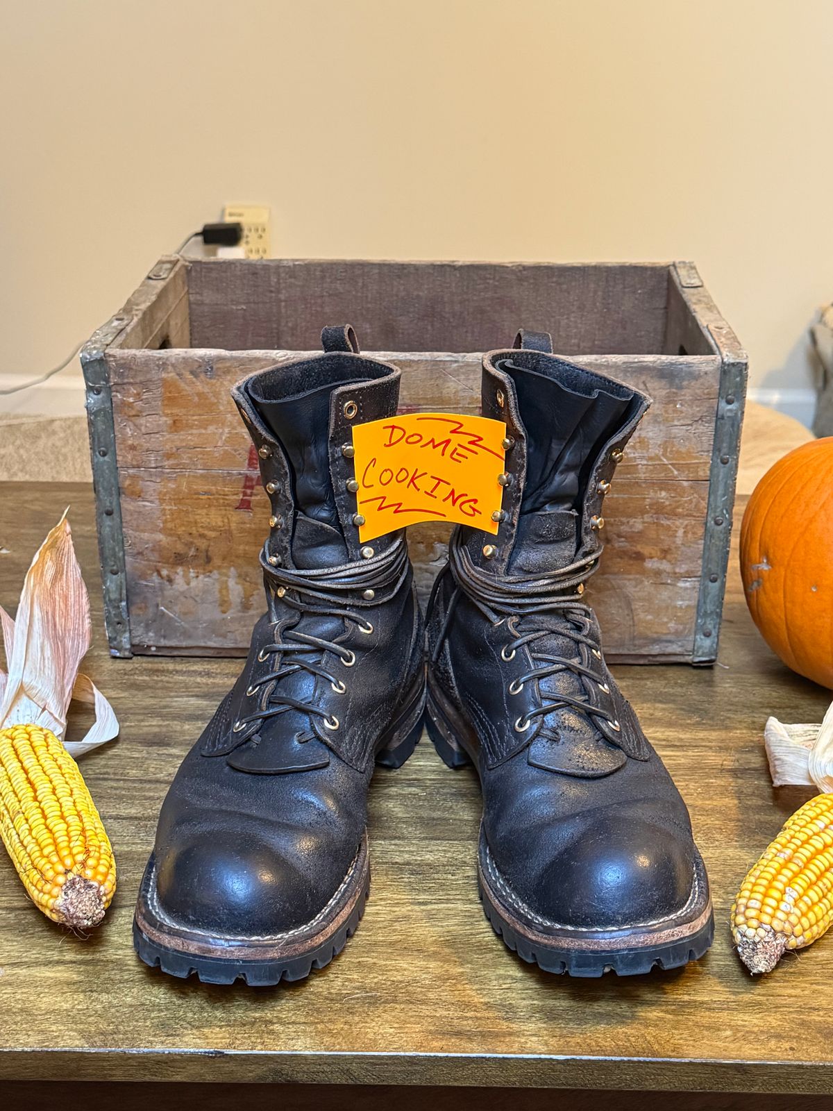 Photo by Odyssey.Rider on November 1, 2025 of the Nicks Overlander in Horween Black Waxed Flesh.