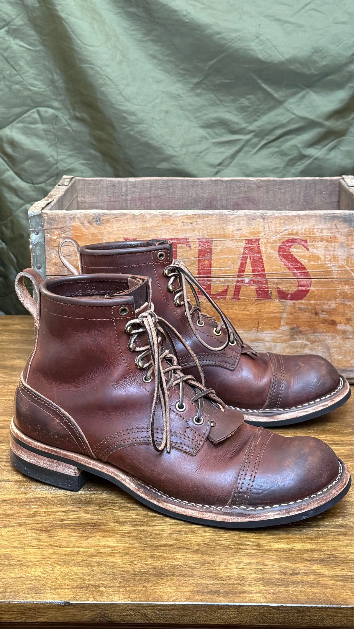 Photo by Odyssey.Rider on February 2, 2026 of the Nicks MTO in Wickett & Craig Buck Brown Double Stuffed.