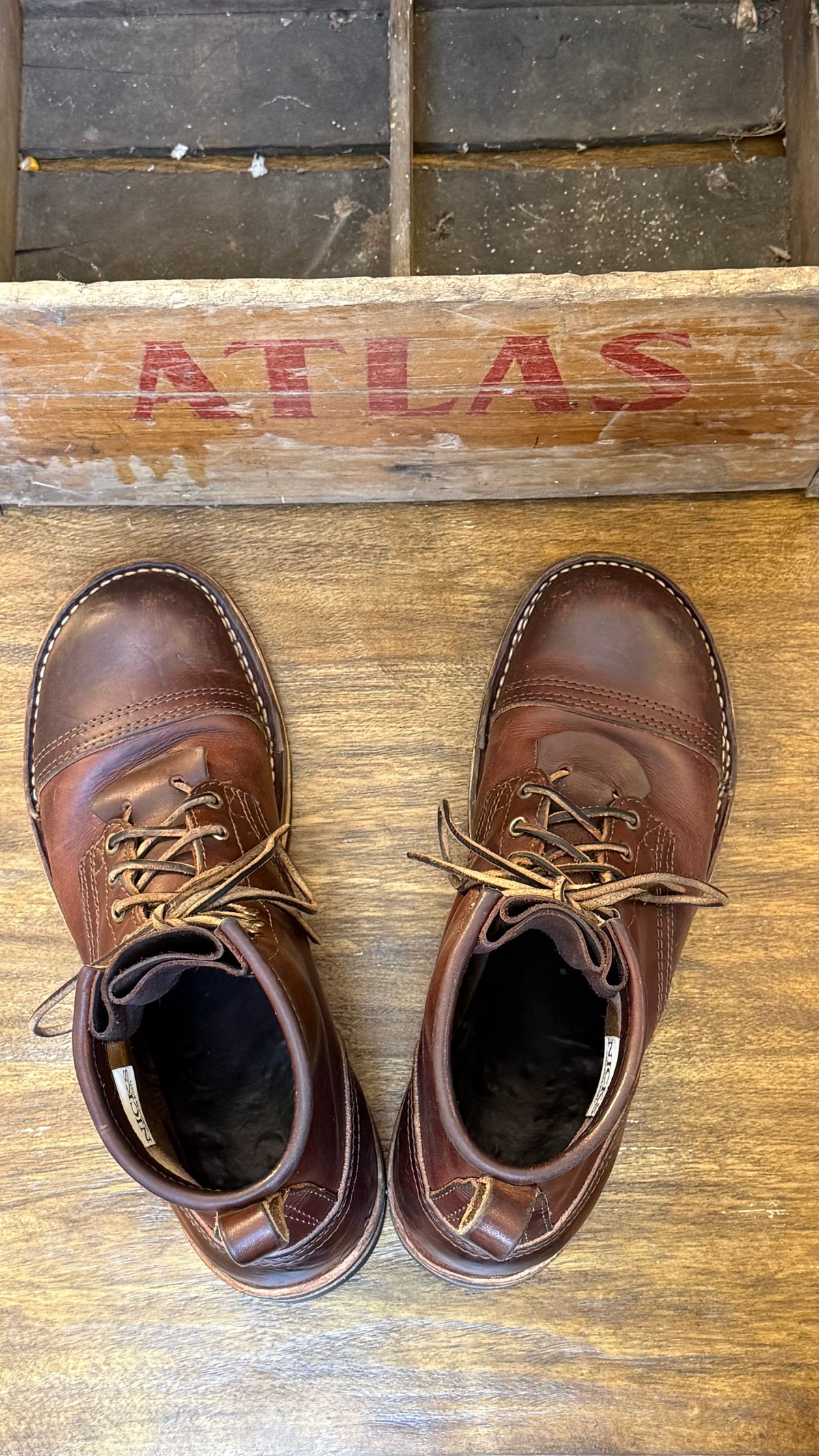 Photo by Odyssey.Rider on February 2, 2026 of the Nicks MTO in Wickett & Craig Buck Brown Double Stuffed.