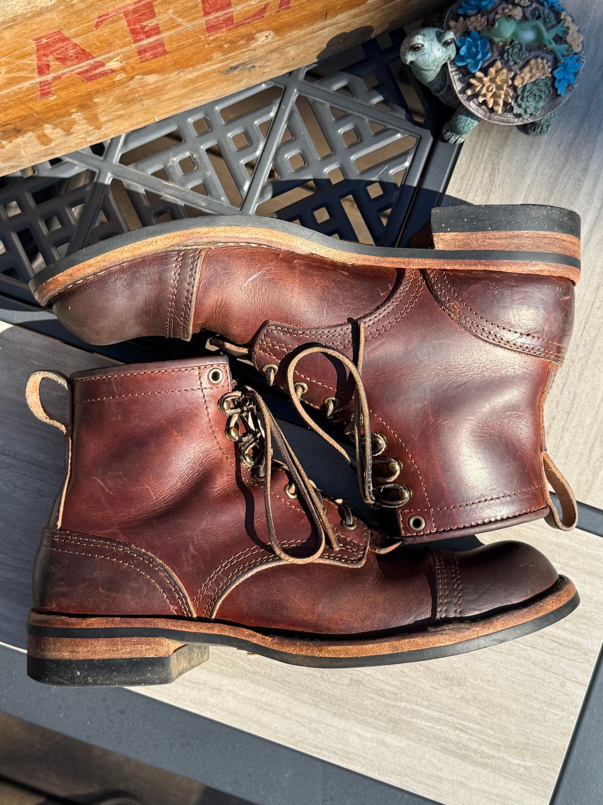 Photo by Odyssey.Rider on February 28, 2026 of the Nicks MTO in Wickett & Craig Buck Brown Double Stuffed.