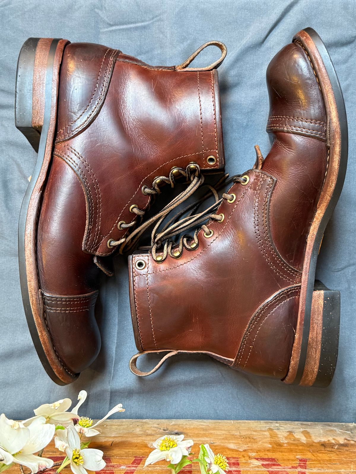 Photo by Odyssey.Rider on April 2, 2026 of the Nicks MTO in Wickett & Craig Buck Brown Double Stuffed.