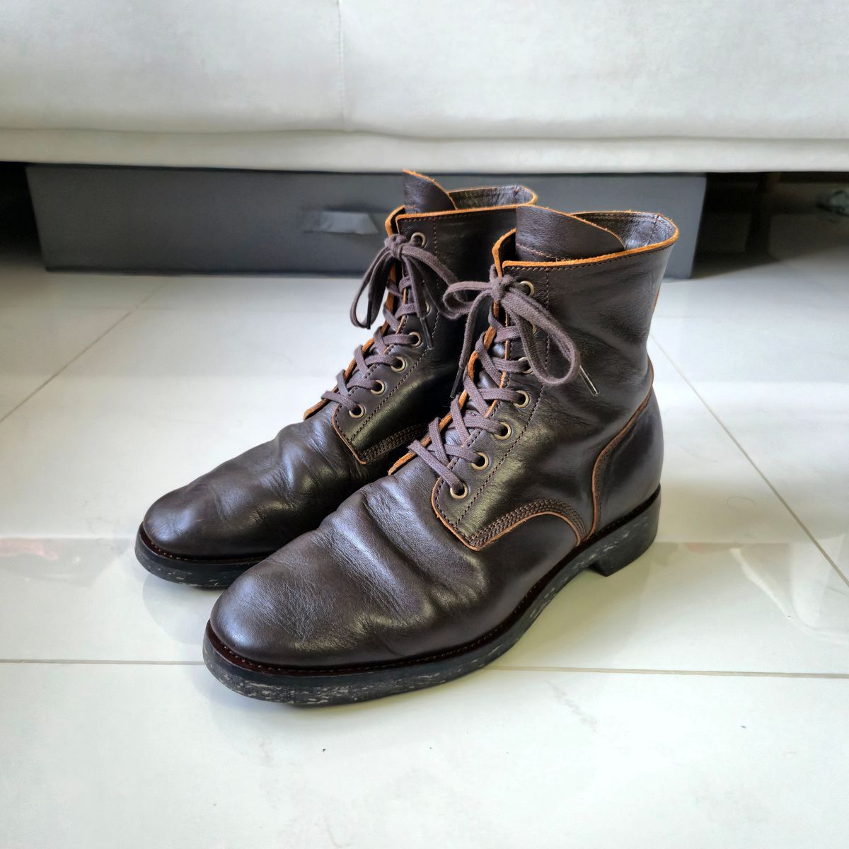 Photo by ryanpiyo on December 6, 2025 of the Cruxdeluxe Boondockers in Shinki Brown Teacore Horsehide.