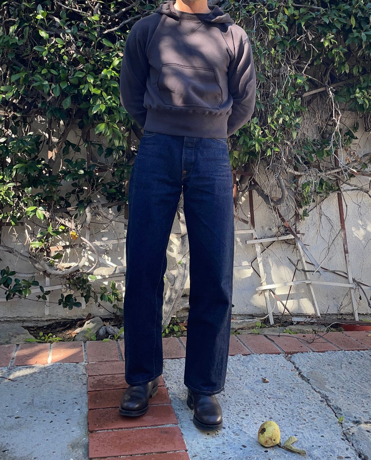 Photo by okimoti on December 28, 2025 of the Timeworn Clothing Side Gore Boots in Black Steerhide.