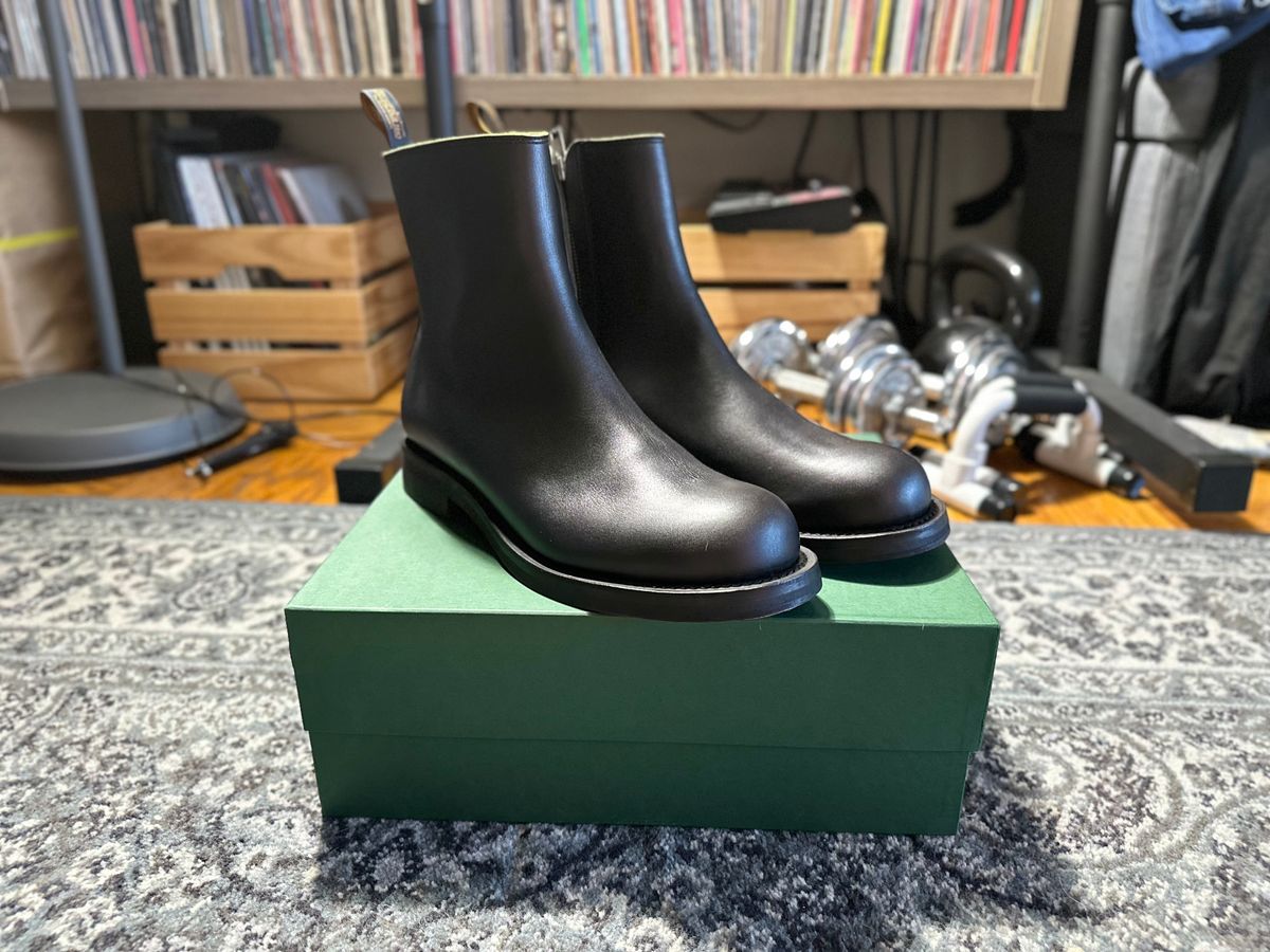 Photo by boughtsomemilk on June 25, 2025 of the Rolling Dub Trio Casper Boot in Black Greentea Core.