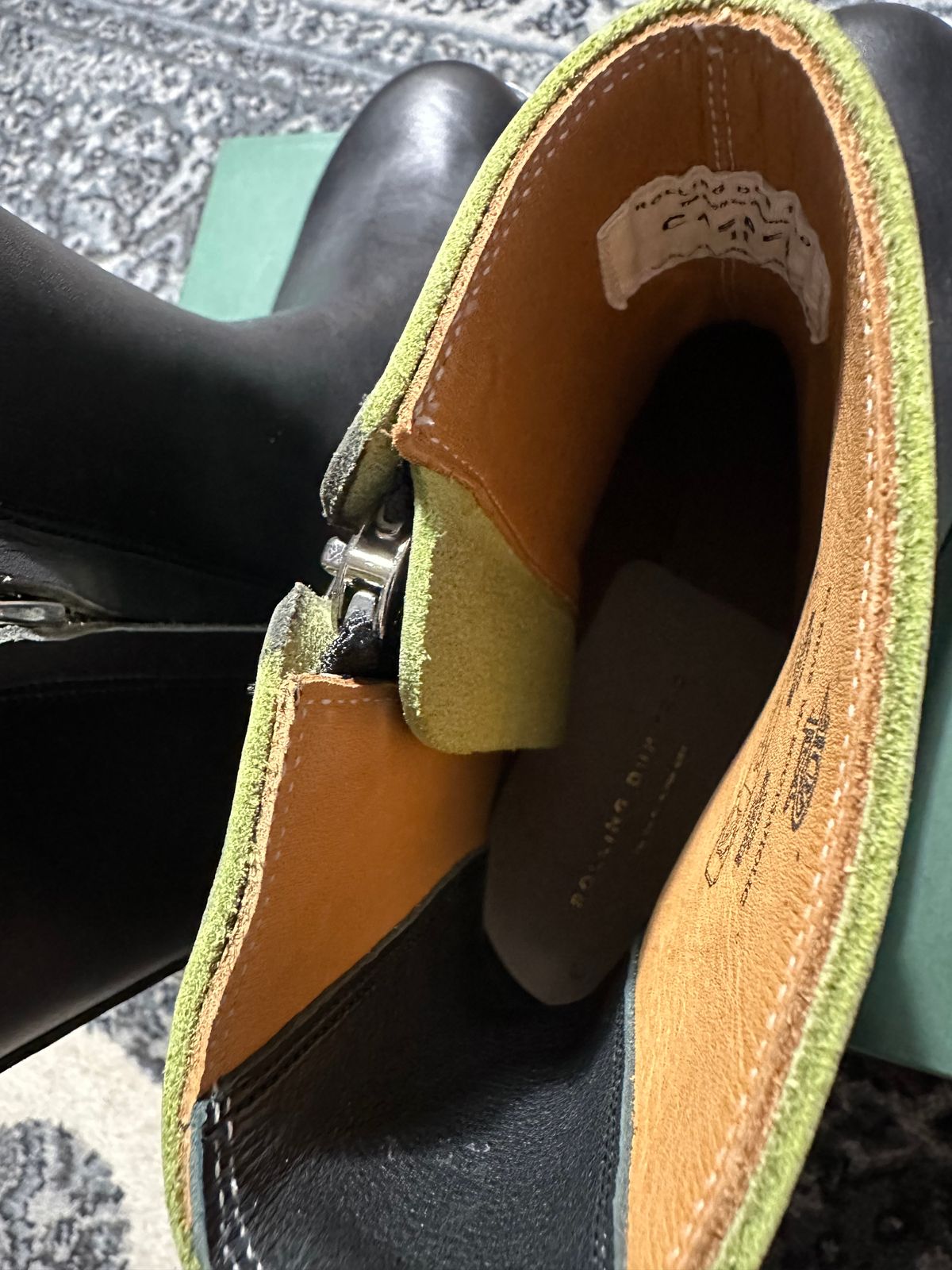 Photo by boughtsomemilk on June 25, 2025 of the Rolling Dub Trio Casper Boot in Black Greentea Core.