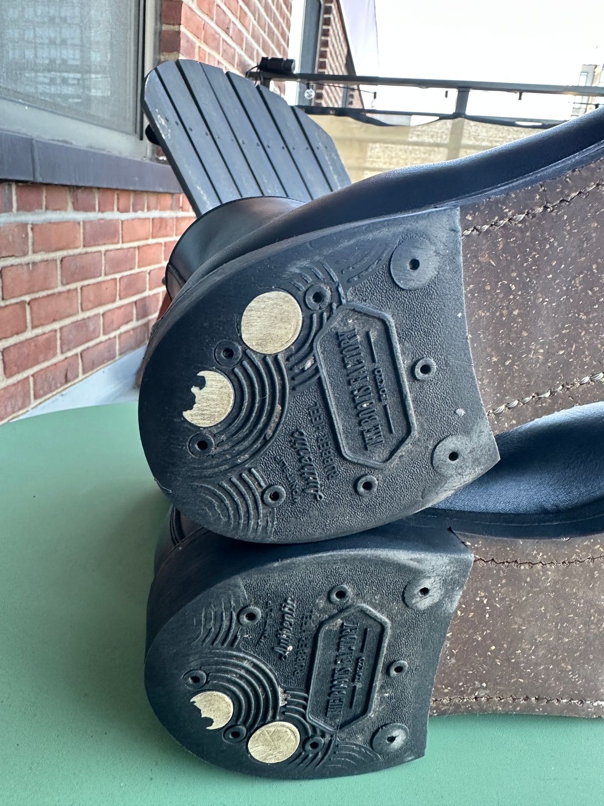 Photo by boughtsomemilk on January 8, 2026 of the Rolling Dub Trio Casper Boot in Black Greentea Core.