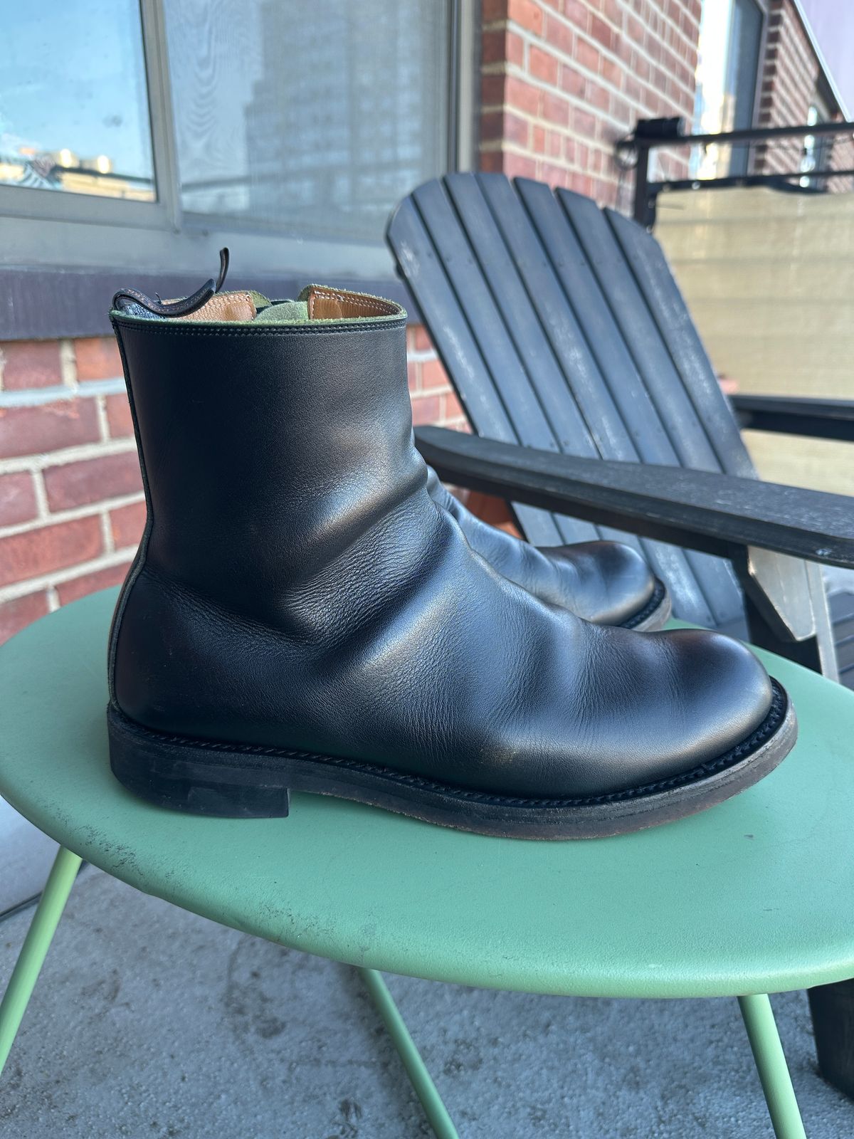 Photo by boughtsomemilk on January 8, 2026 of the Rolling Dub Trio Casper Boot in Black Greentea Core.