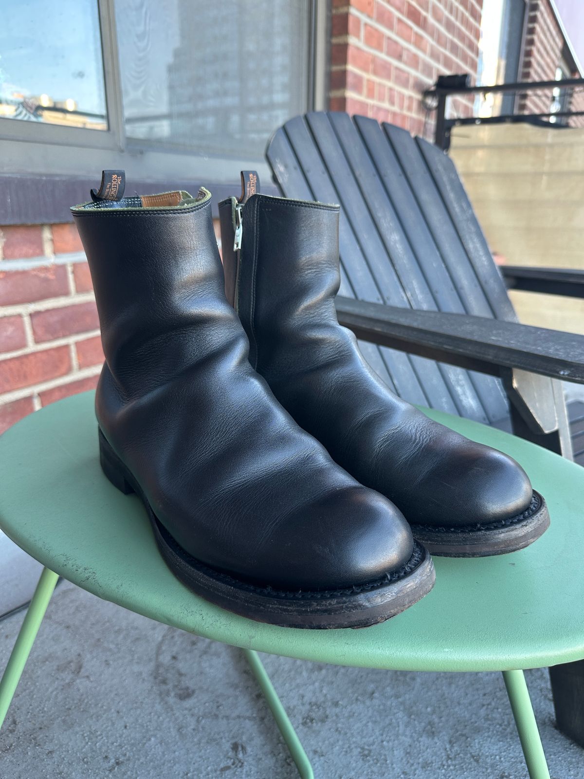 Photo by boughtsomemilk on January 8, 2026 of the Rolling Dub Trio Casper Boot in Black Greentea Core.