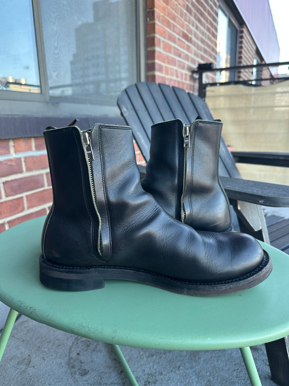 Photo by boughtsomemilk on January 8, 2026 of the Rolling Dub Trio Casper Boot in Black Greentea Core.