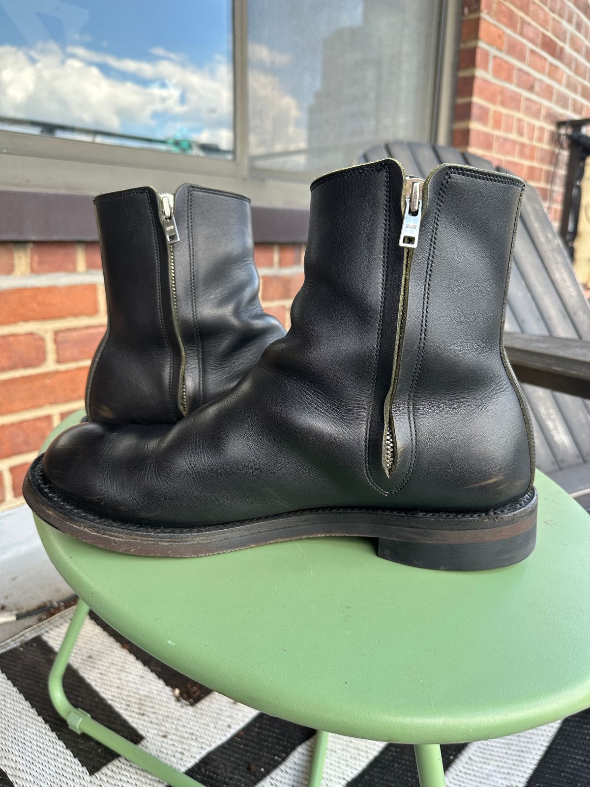 Photo by boughtsomemilk on June 19, 2026 of the Rolling Dub Trio Casper Boot in Black Greentea Core.