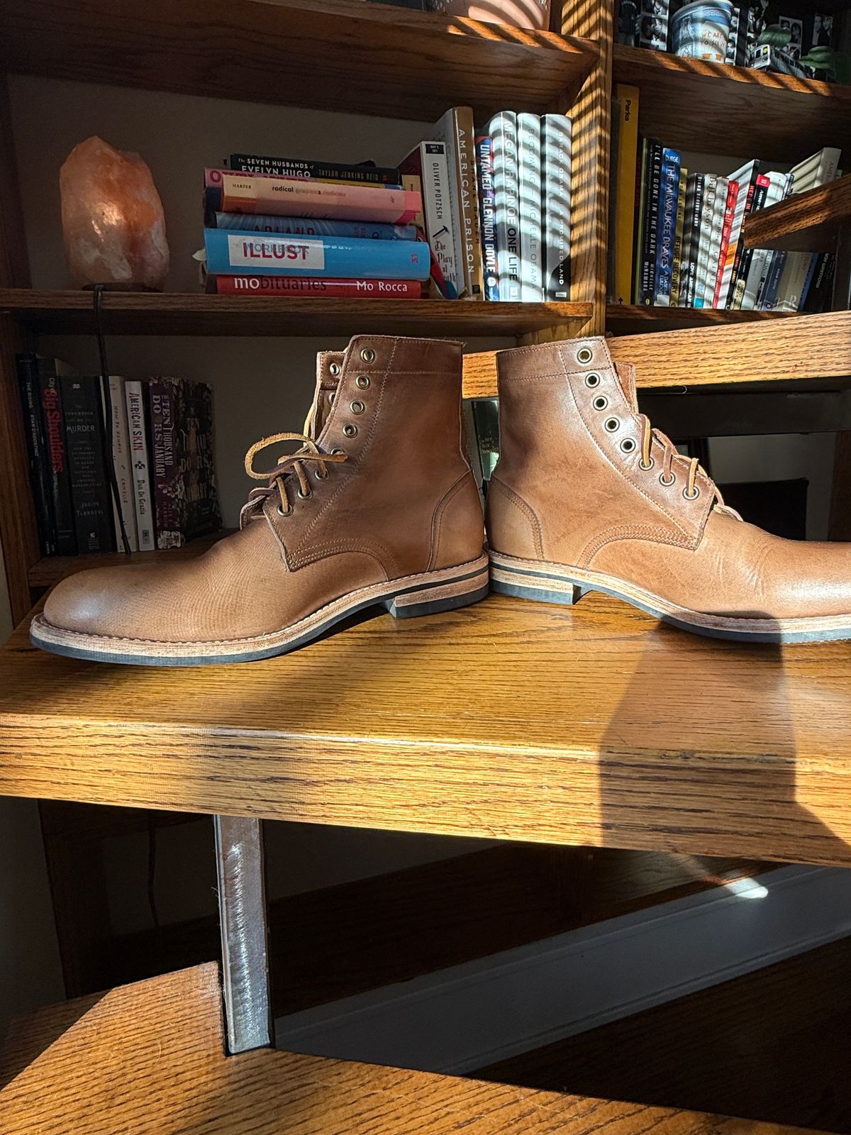 Photo by sfleming704 on January 28, 2025 of the Oak Street Bootmakers Trench Boot in Horween Natural Chromexcel.