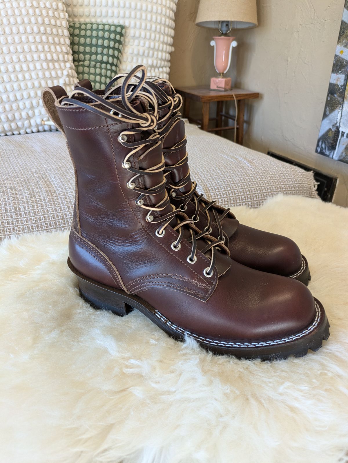 Photo by Seatpost on January 29, 2026 of the Nicks Urban Logger in Horween Shackleton Brown.