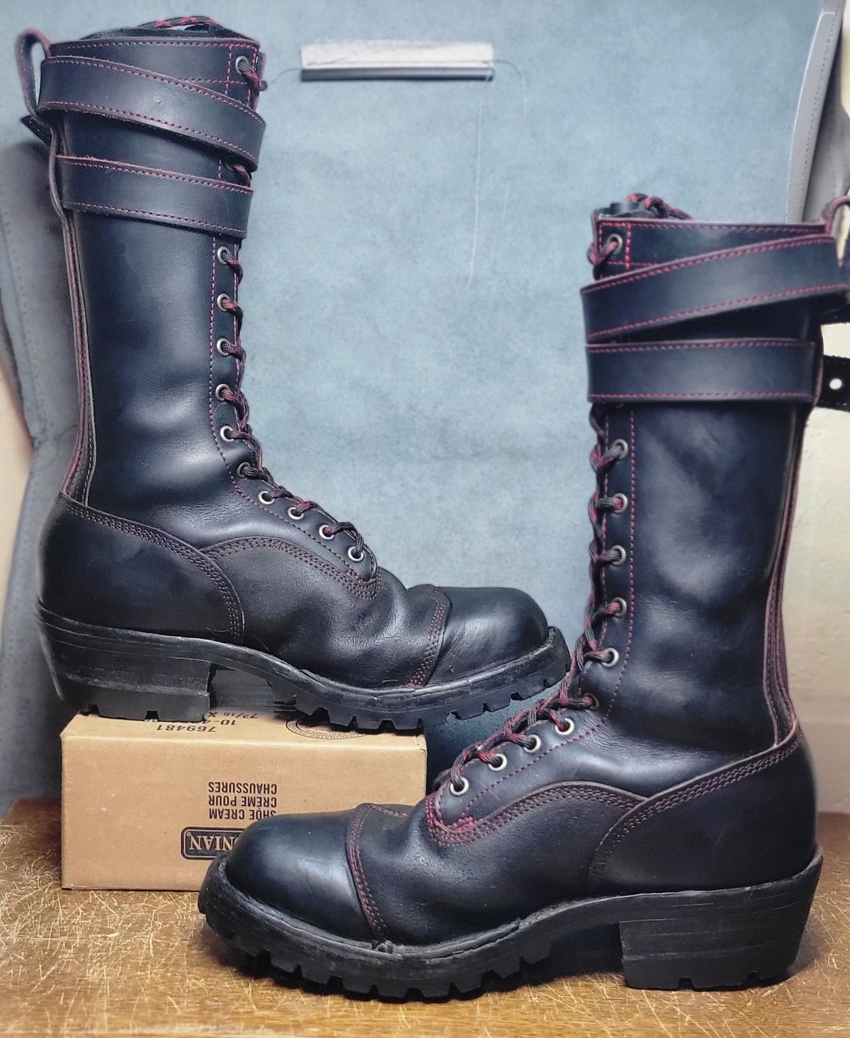 Photo by Trisc900 on April 5, 2026 of the Frank's Boots Custom Model in Bloodcore - Seidel Tannery.