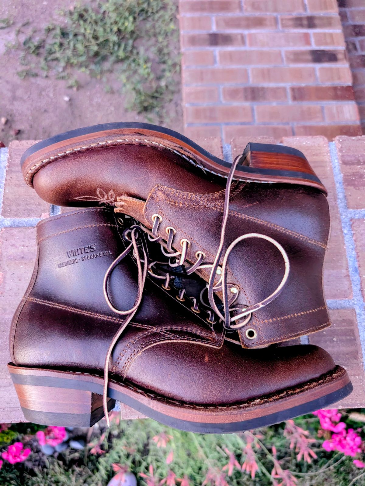 Photo by Aus10g on October 7, 2025 of the White's Sundance in Horween Cinnamon Waxed Flesh.