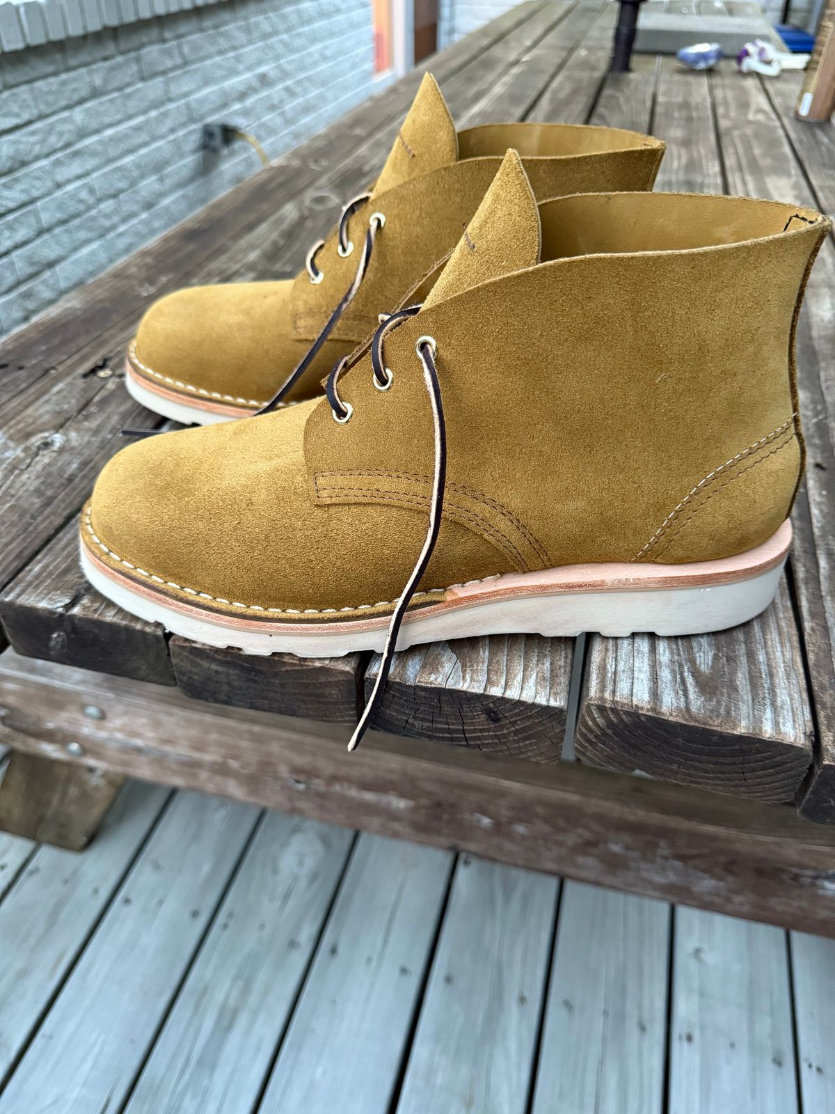 Photo by JBravo on August 13, 2025 of the Nicks Chukka in Tasman Leather Group Coyote Roughout.