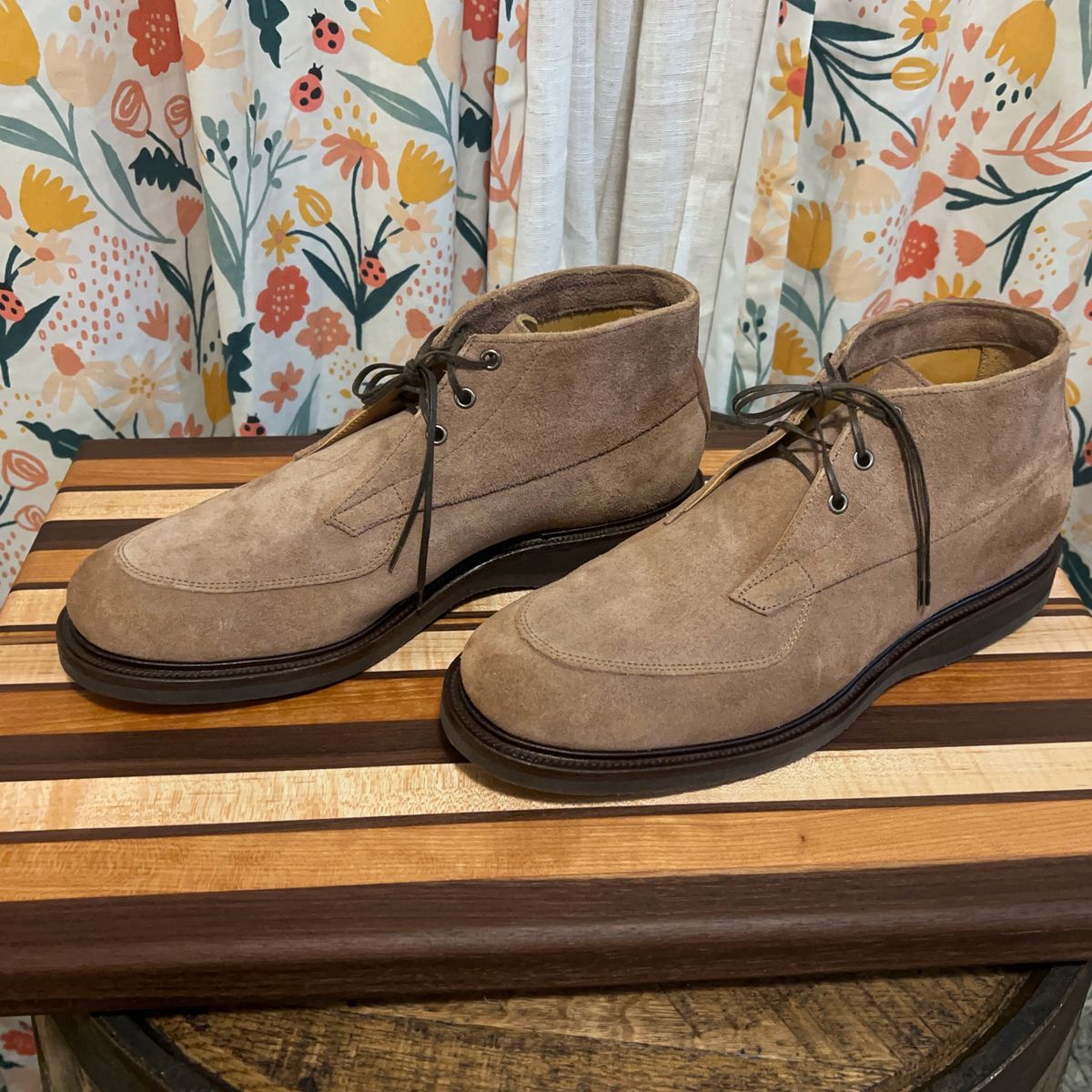 Photo by neogeo on October 4, 2025 of the Viberg Bernhard Boot in Eco Veg Fallow Suede Roughout.