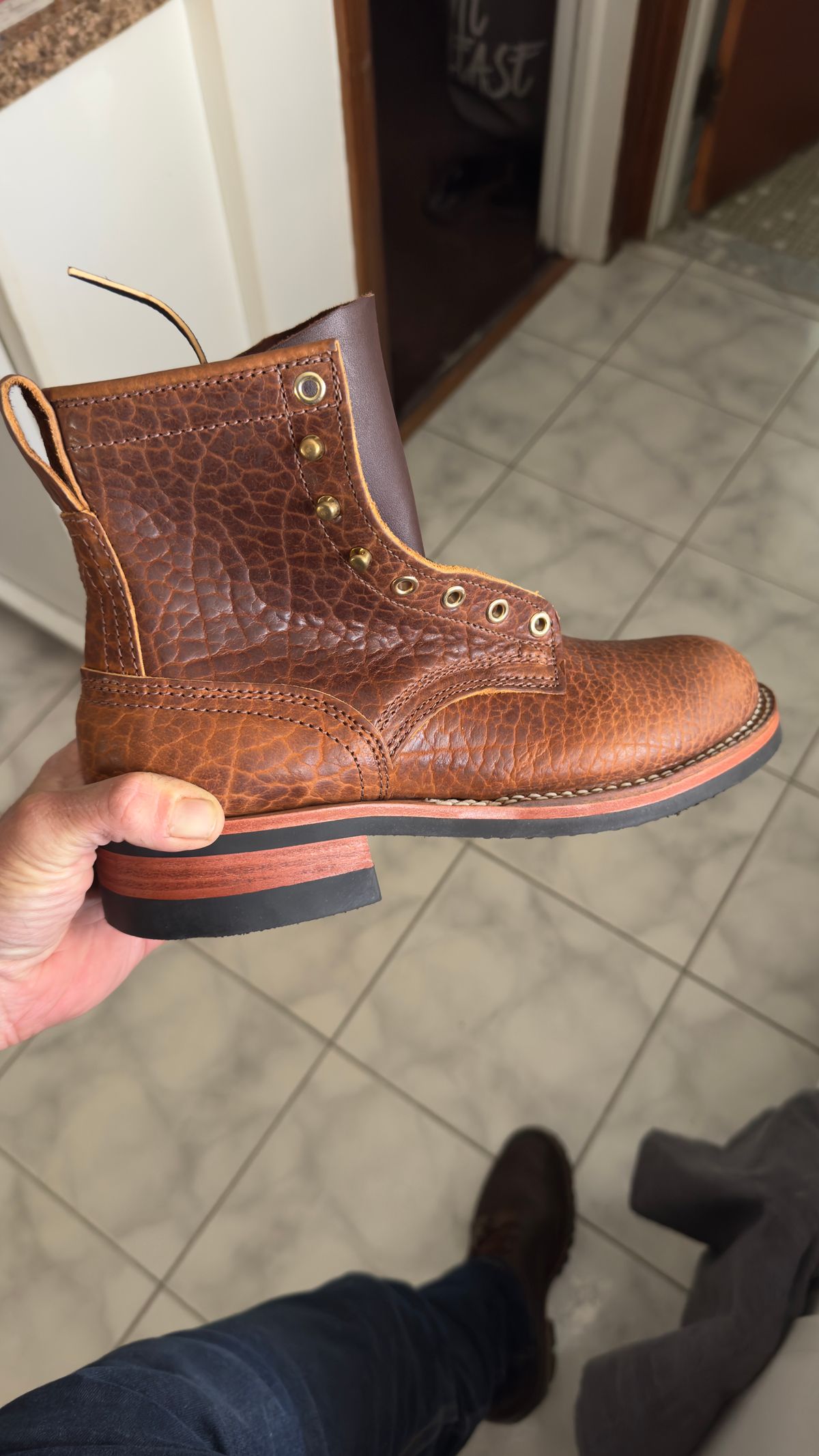 Photo by Josephjay21 on May 20, 2025 of the Nicks Handmade Boots Falcon HNW in Shrunken Bison Brown.