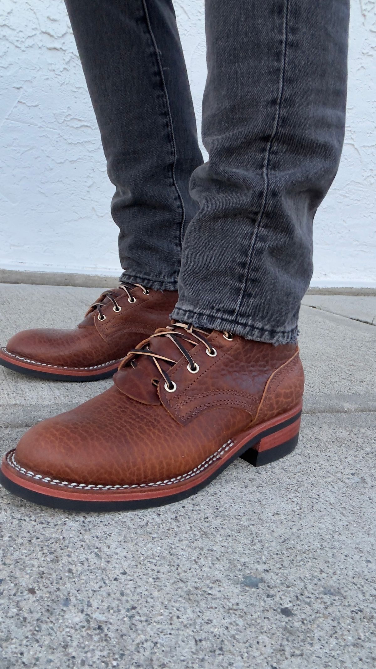 Photo by Josephjay21 on May 21, 2025 of the Nicks Handmade Boots Falcon HNW in Shrunken Bison Brown.