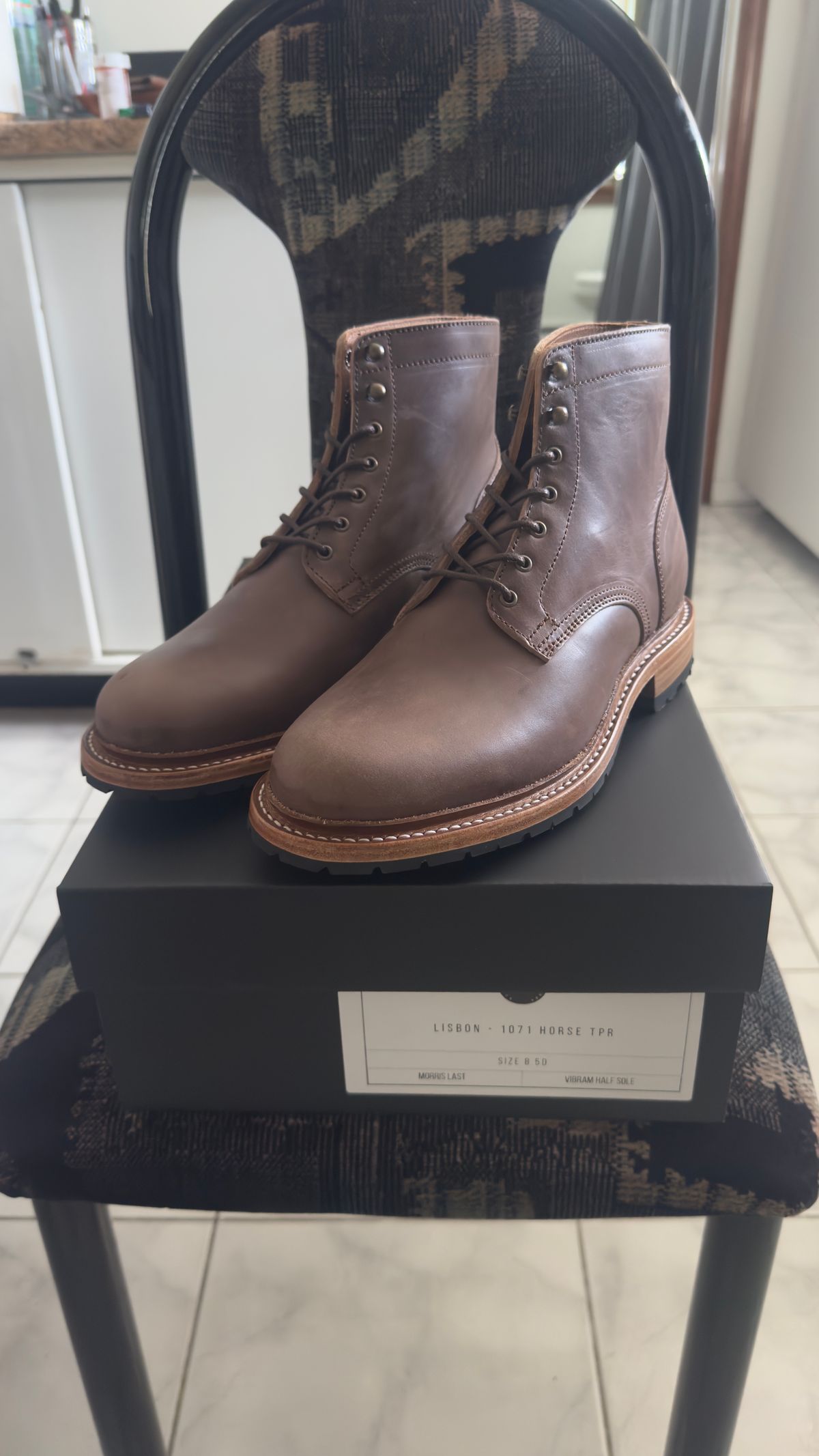 Photo by Josephjay21 on April 29, 2025 of the Caswell Boot Company Lisbon in 1071 TPR Horsebutt.