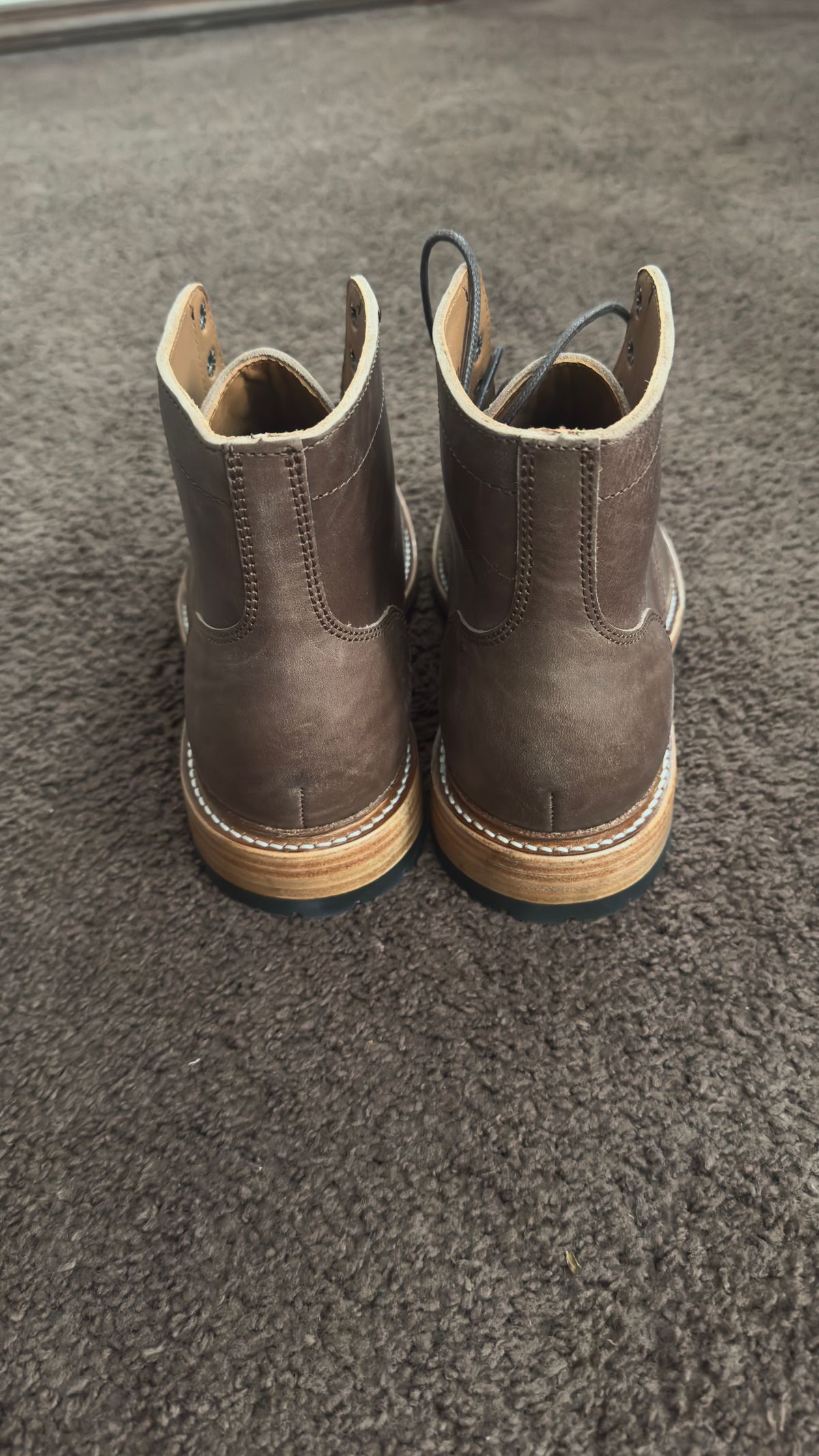 Photo by Josephjay21 on April 29, 2025 of the Caswell Boot Company Lisbon in 1071 TPR Horsebutt.