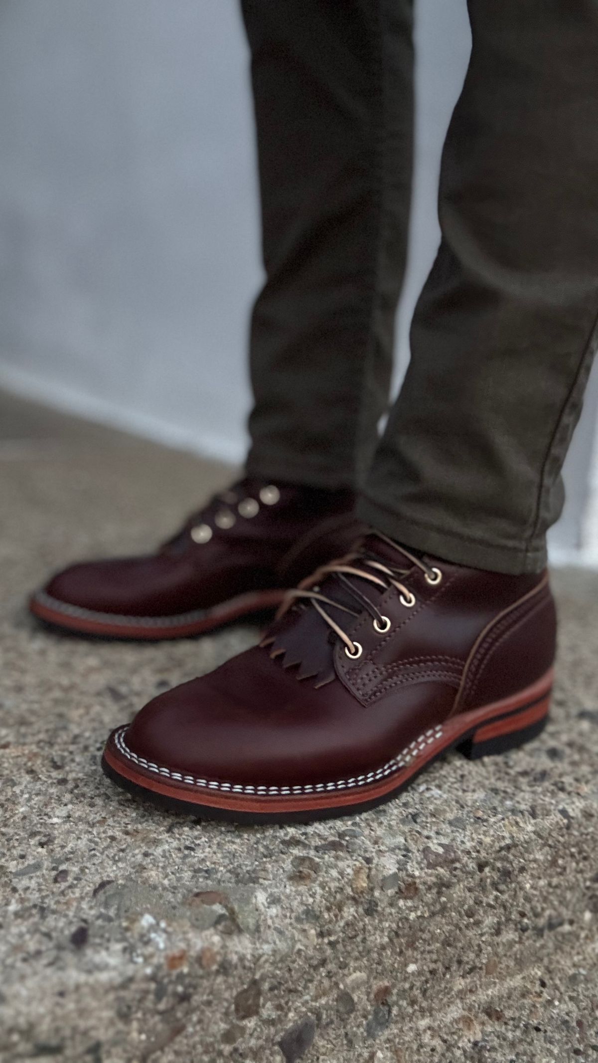 Photo by Josephjay21 on June 29, 2025 of the Nicks Handmade Boots Ranger in 64 Double Shot Brown.