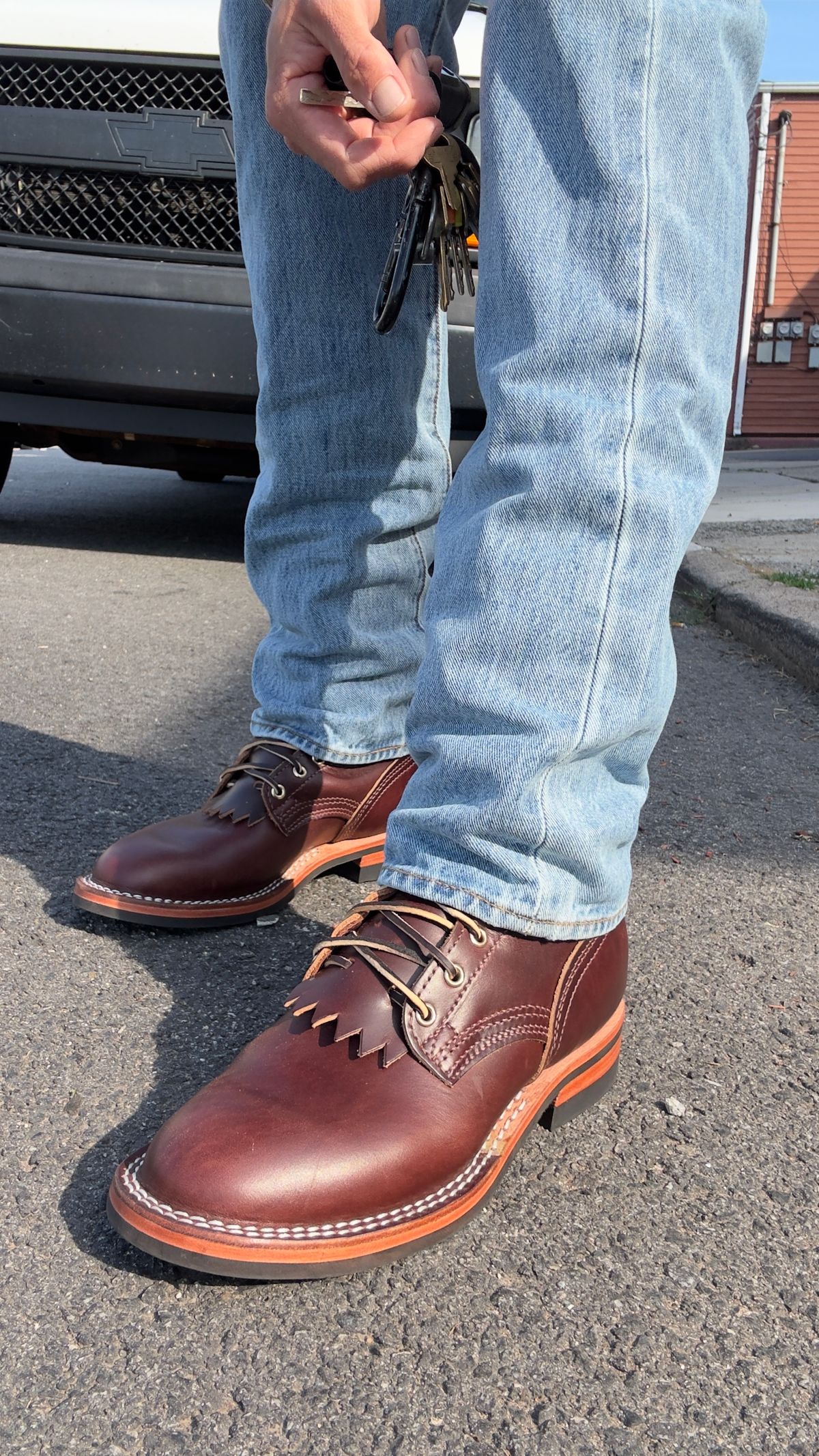 Photo by Josephjay21 on July 6, 2025 of the Nicks Handmade Boots Ranger in 64 Double Shot Brown.