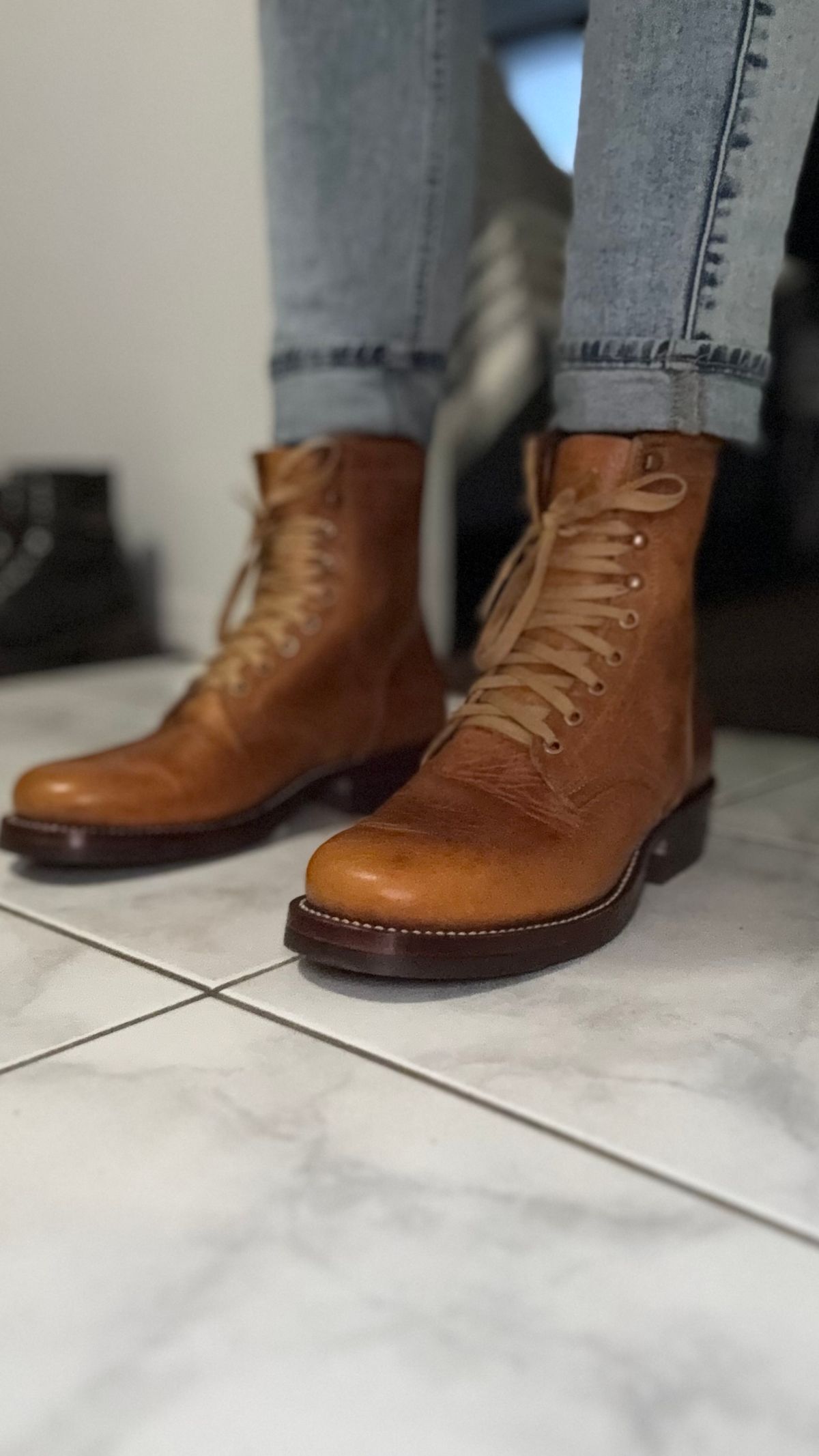 Photo by Josephjay21 on June 13, 2025 of the Jakkrabbits Field Boots in Badalassi Carlo Wax Napoli.